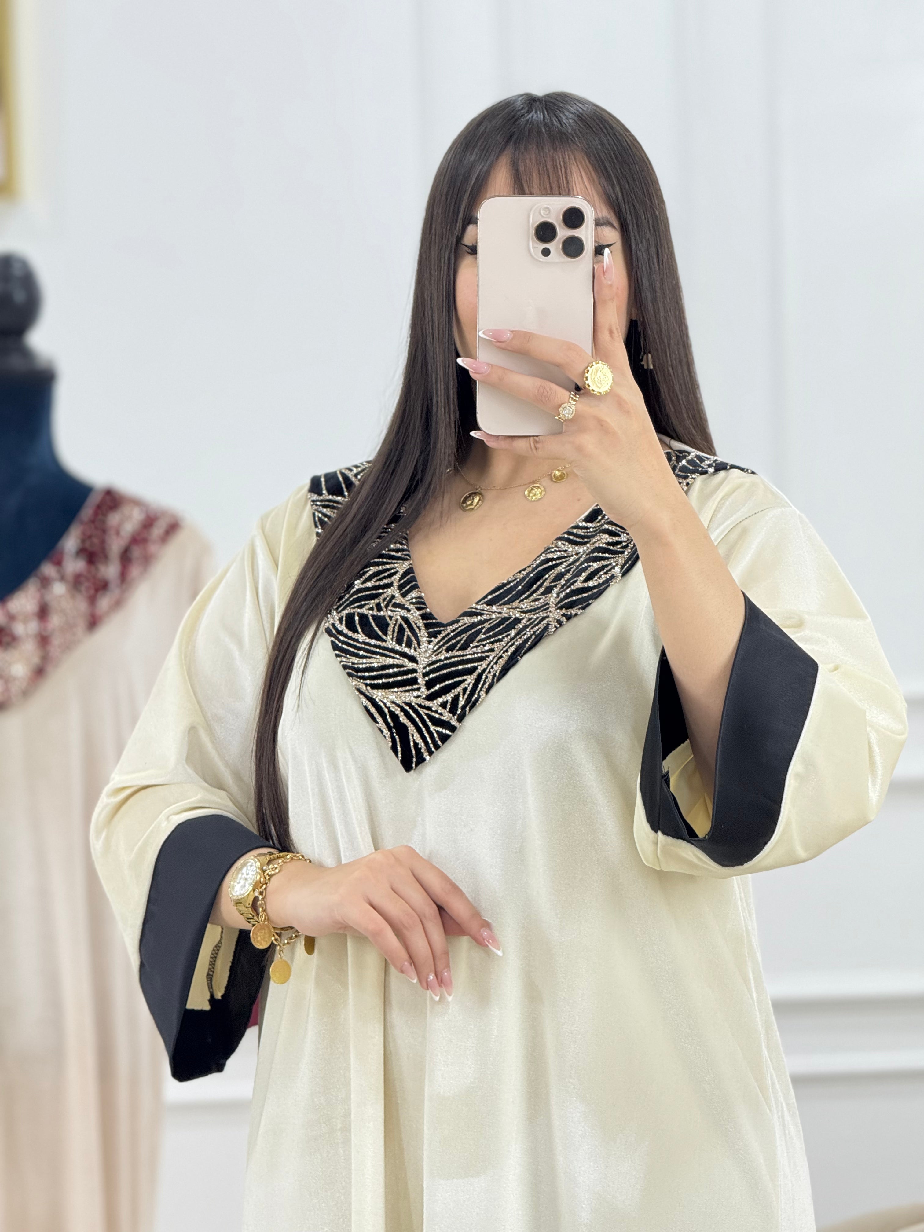 الفستان الملكي